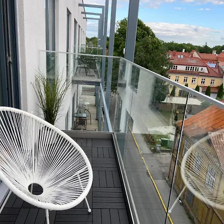 Bright Penthouse With Magical View To The Old Town * Parnu